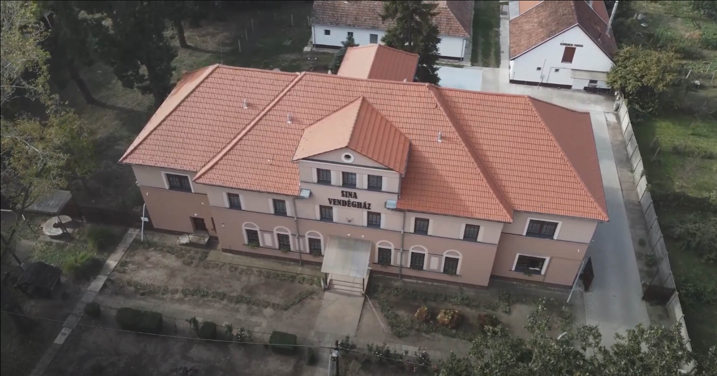 Konyha épülete – Kevermes